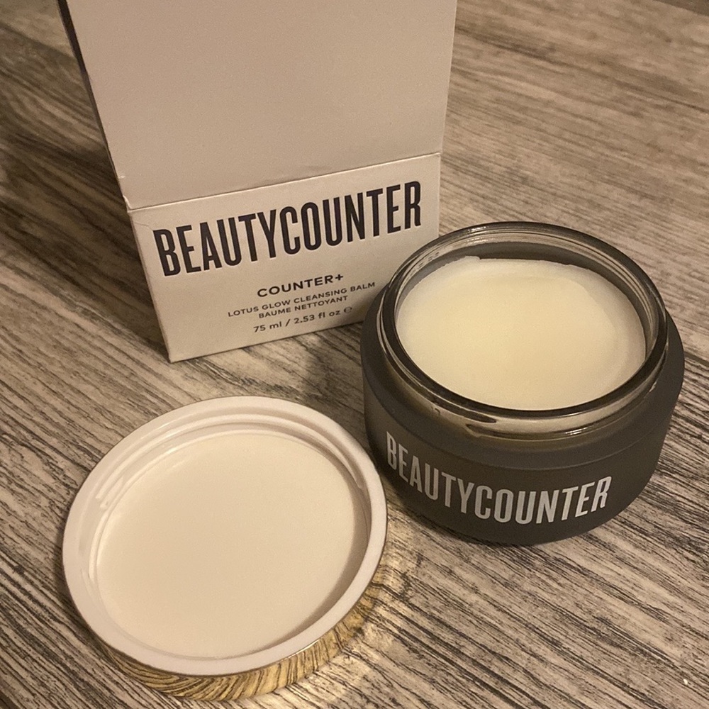 Beauty counter cleansing balm